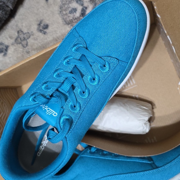 Allbirds Canvas Pacer Thrive Teal (Clarity Blue) Sneakers - Picture 2 of 8